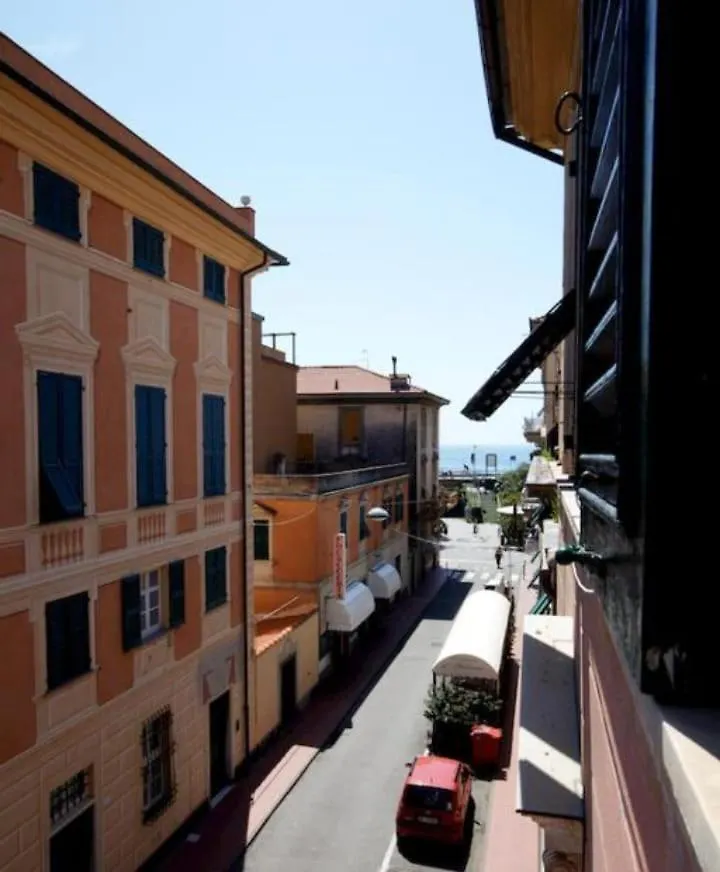 Affittacamere Hotel Rivamare Levanto